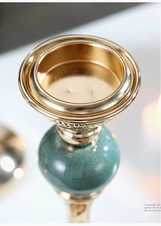 Chân nến đồng hồ