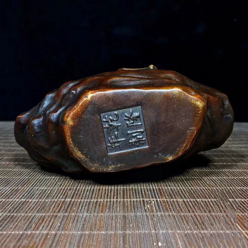 Gà trống tiền may mắn