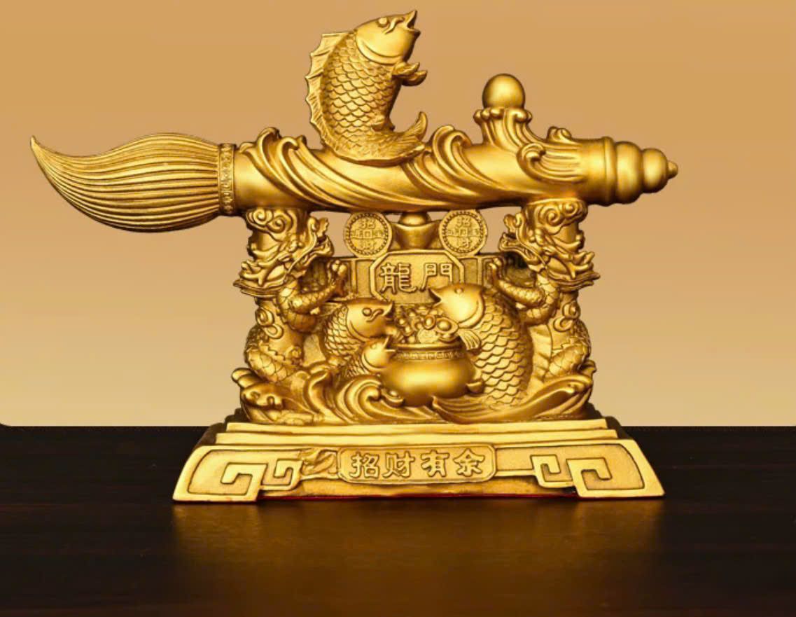 Cá vàng tiền bút lông trang trí