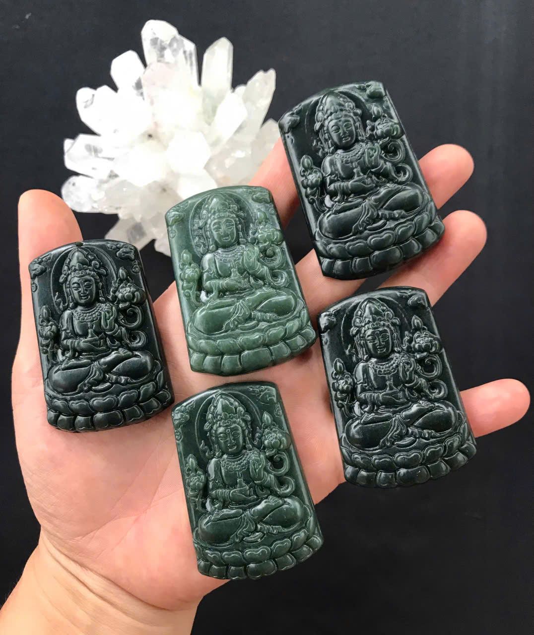 Mặt Dây Mẹ Hiền Quán Âm Ngọc Bích Tự Nhiên Nerphrite