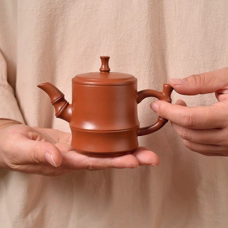 Ấm trà hình tre