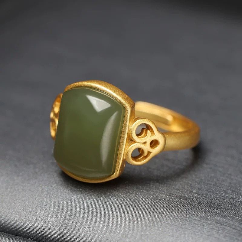 Nhẫn ngọc bích xanh
