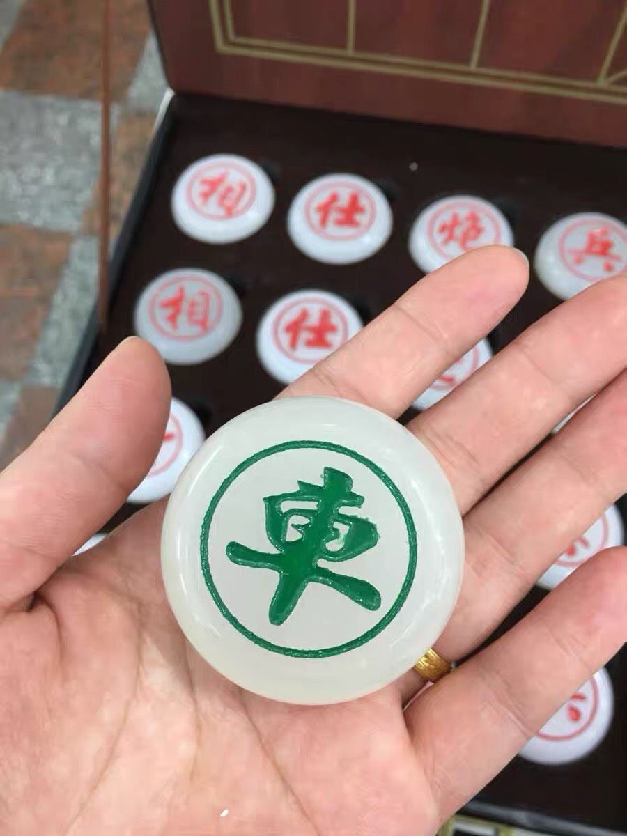 Bàn cờ tướng ngọc tự nhiên