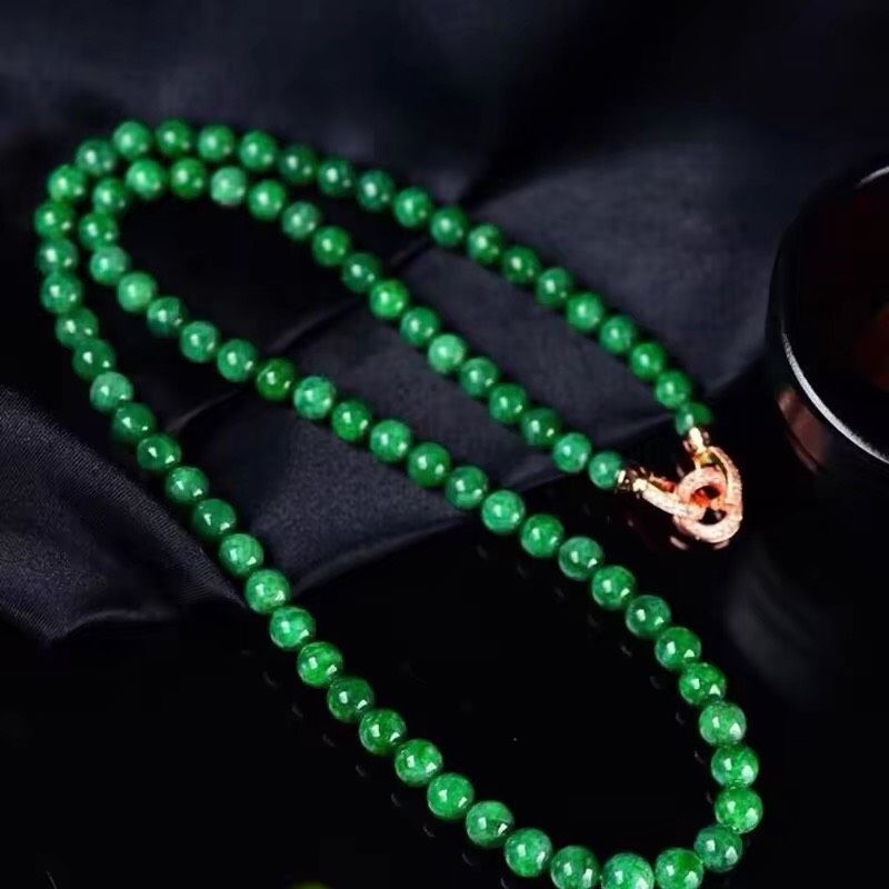 Vòng cổ ngọc bích