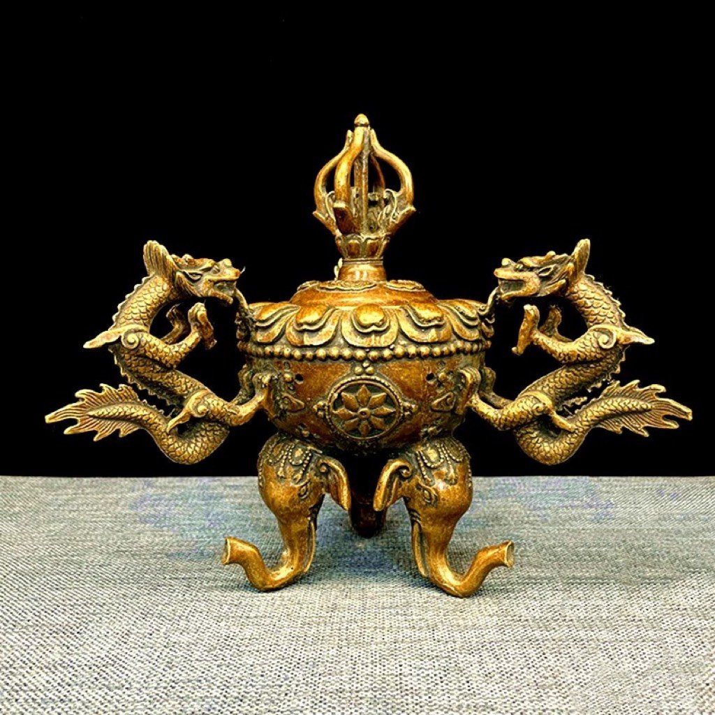 Lư hương tai rồng