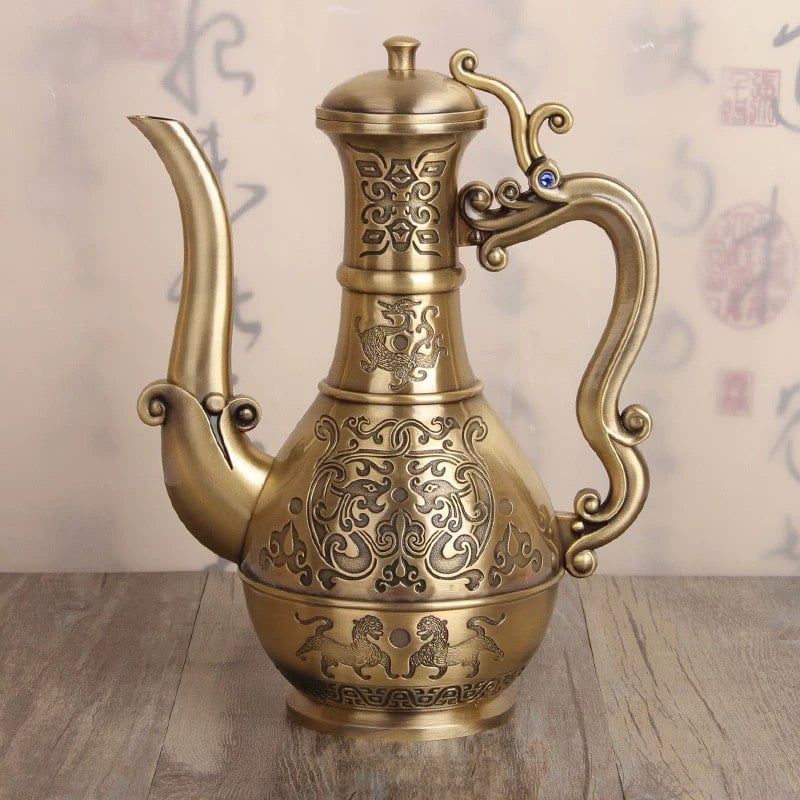 Ấm rượu cổ sang trọng