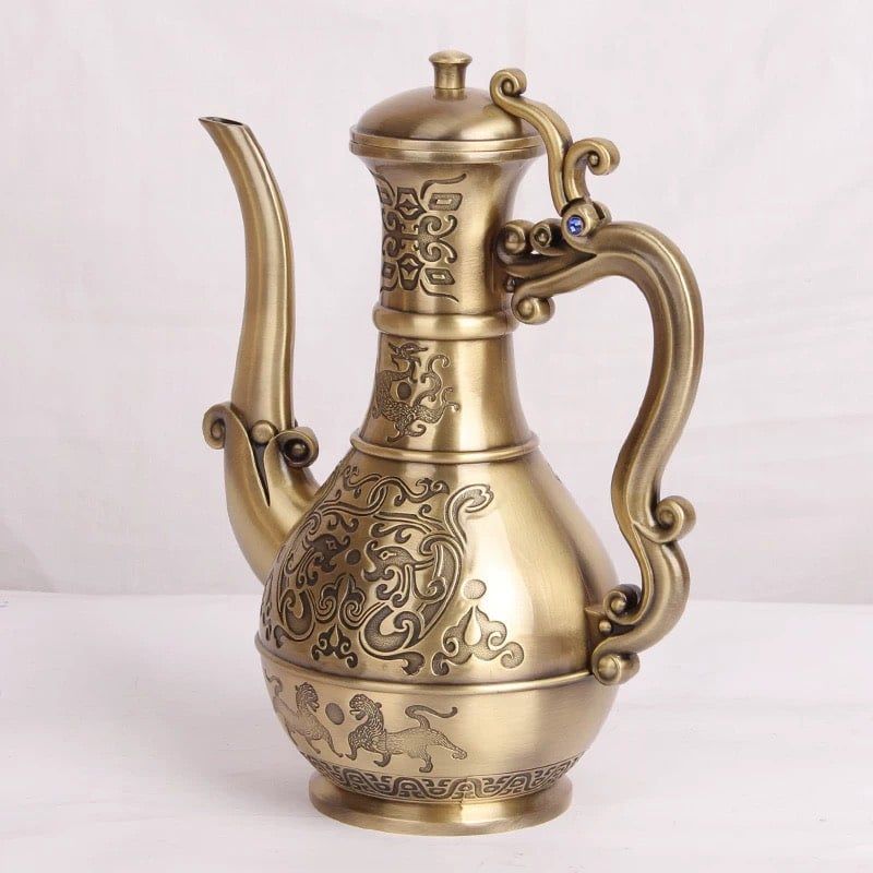 Ấm rượu cổ sang trọng
