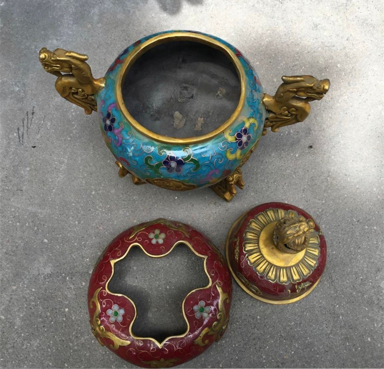Lư hương rồng cổ
