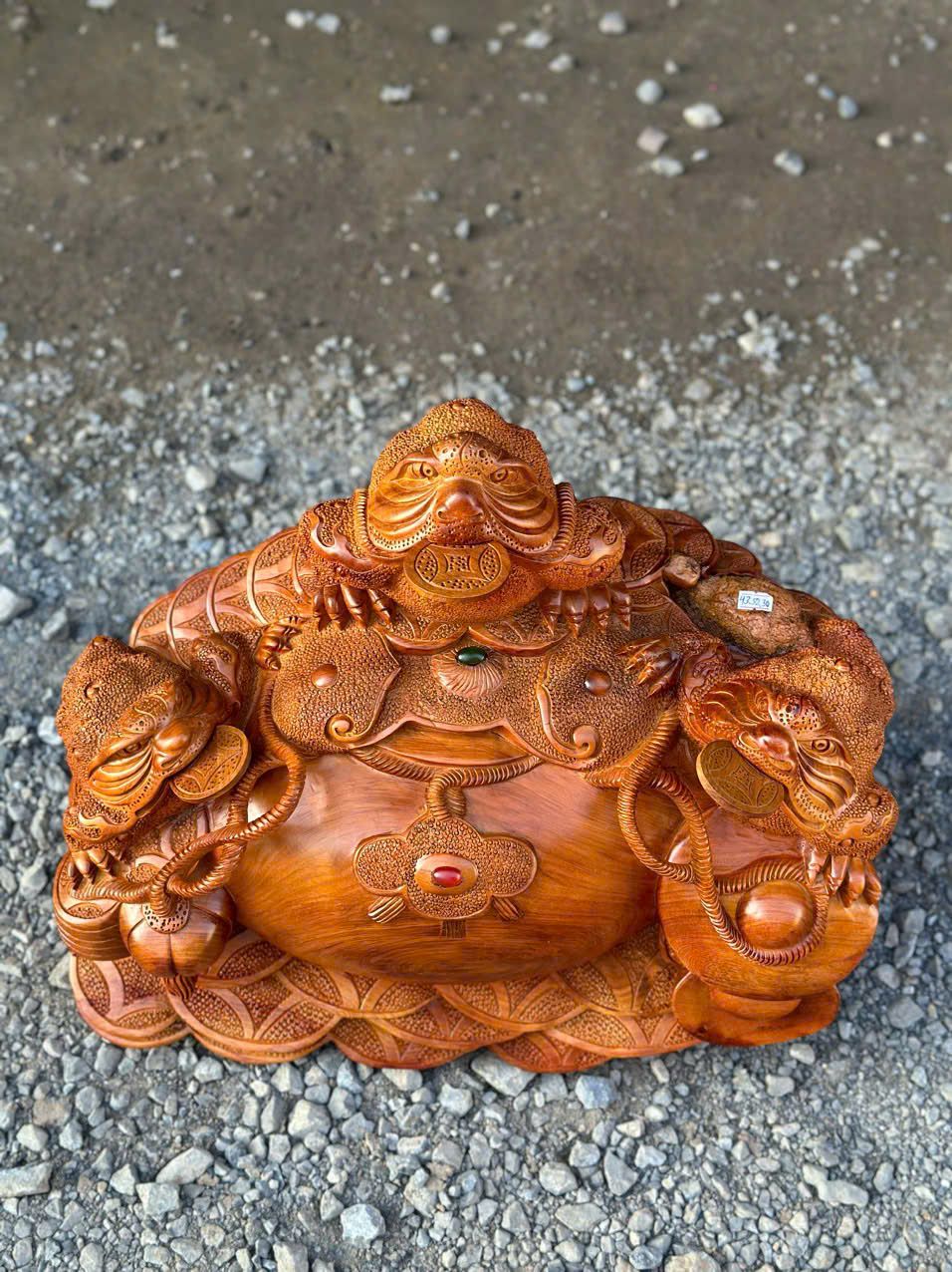 Tâm Cóc Trấn Bình Gỗ Hương Việt