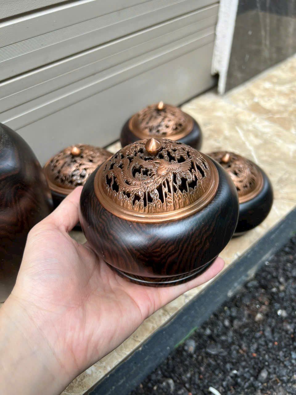 Bộ Hộp Chè và Lư Xông Trầm Gỗ Mun
