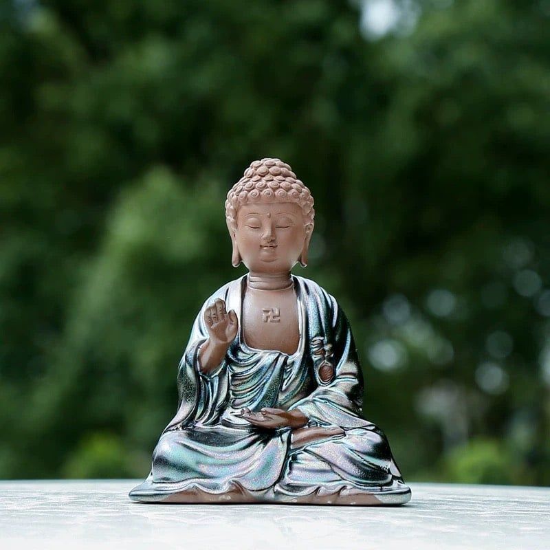 Tượng Phật Tổ ngồi thiền Chất liệu gốm