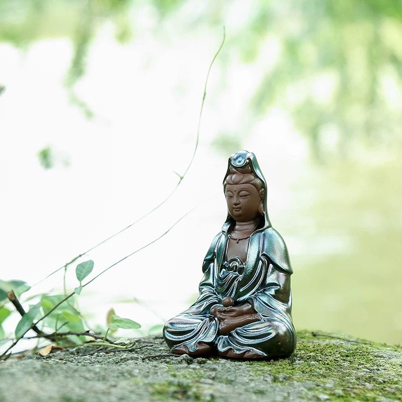 Tượng Quan Âm Bồ Tát