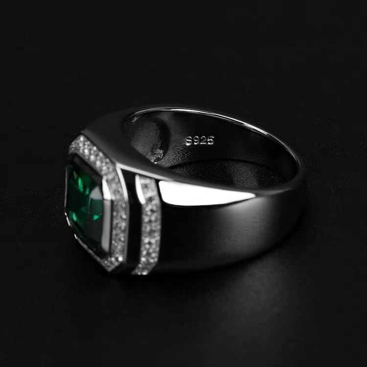 Nhẫn nam Ngọc Lục Bảo Pha Lê Xanh