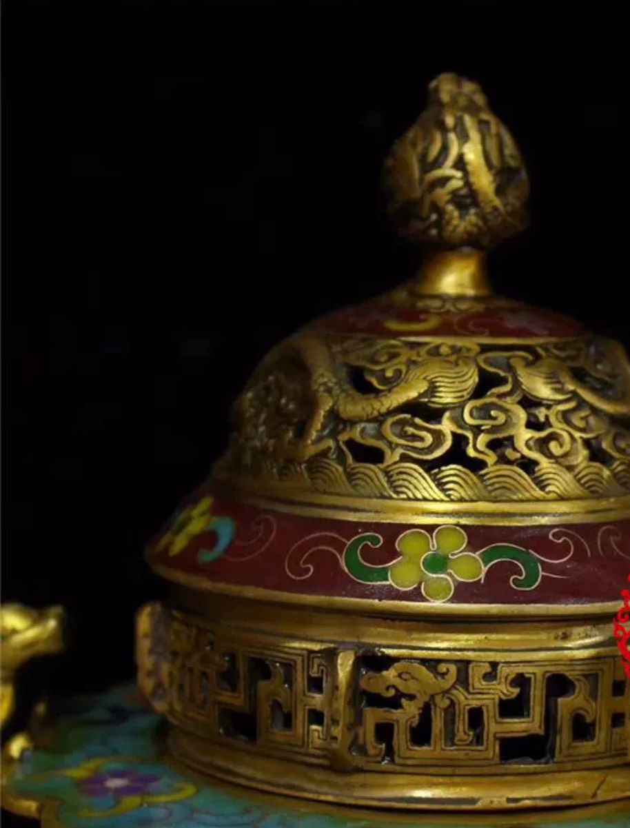 Lư hương tai rồng cổ