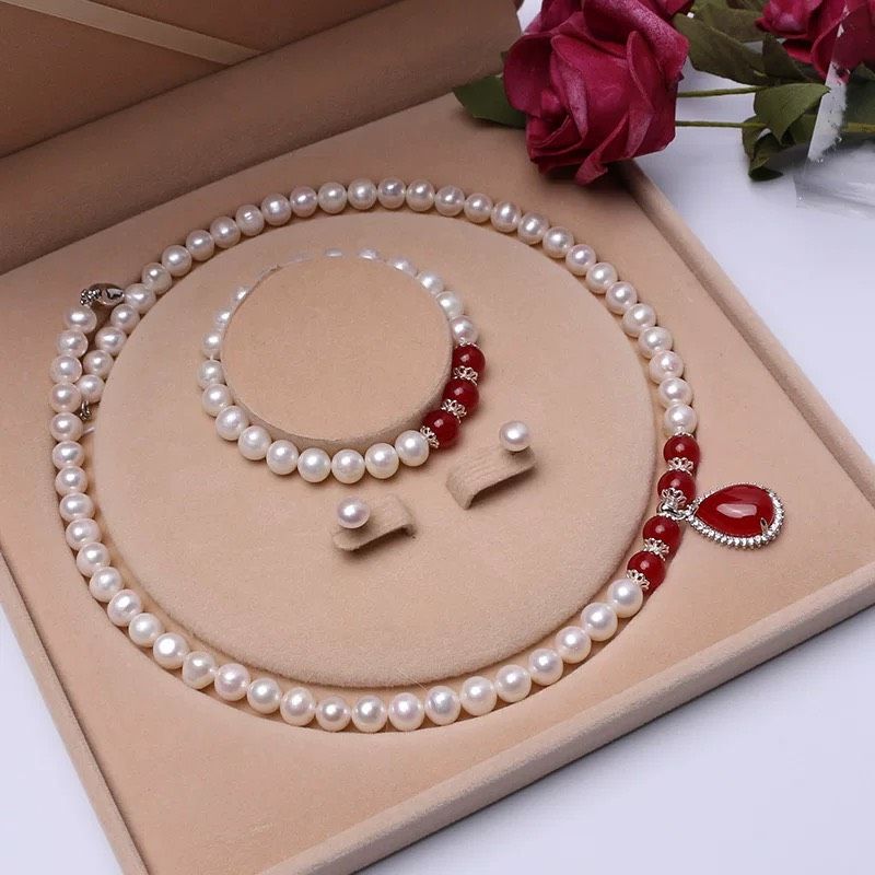 Bộ trang sức ngọc trai sang trọng