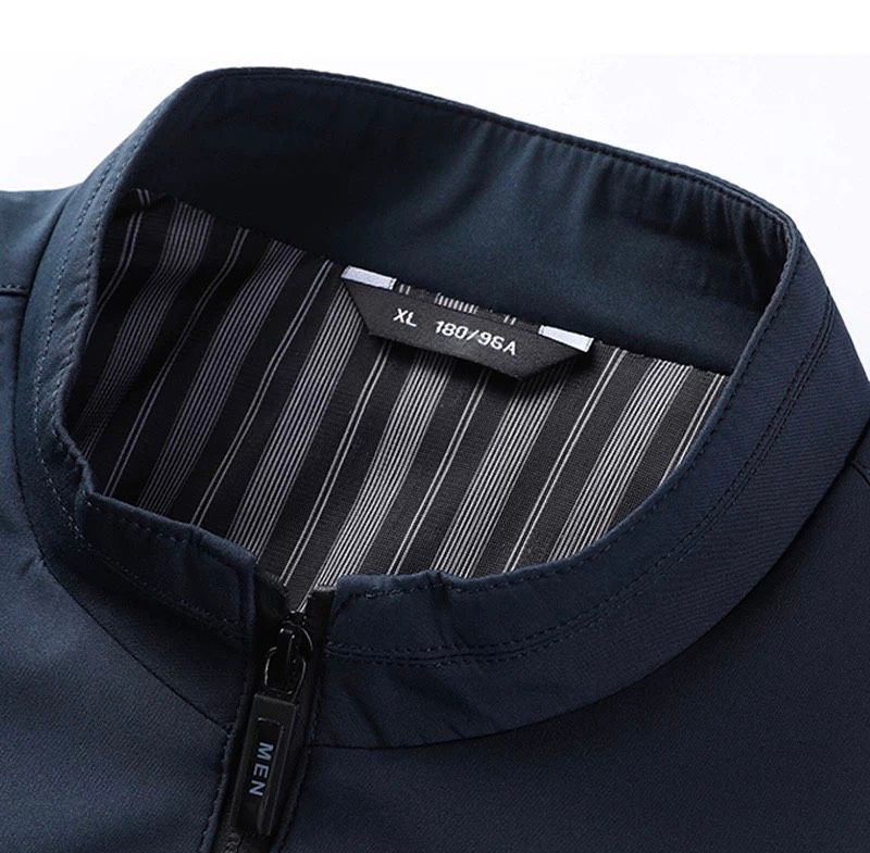 Áo khoác gió nam cao cấp Chất liệu vải Polyester