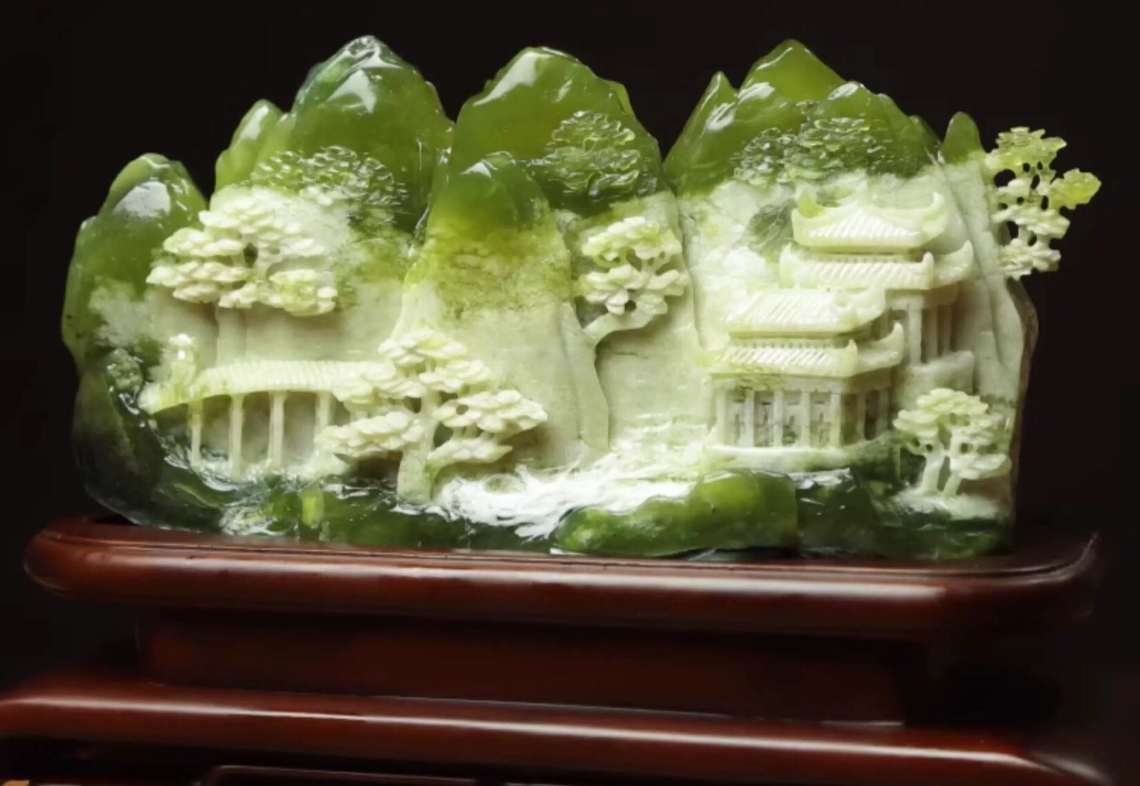Đồ Trang Trí Ngọc Tú Tự Nhiên