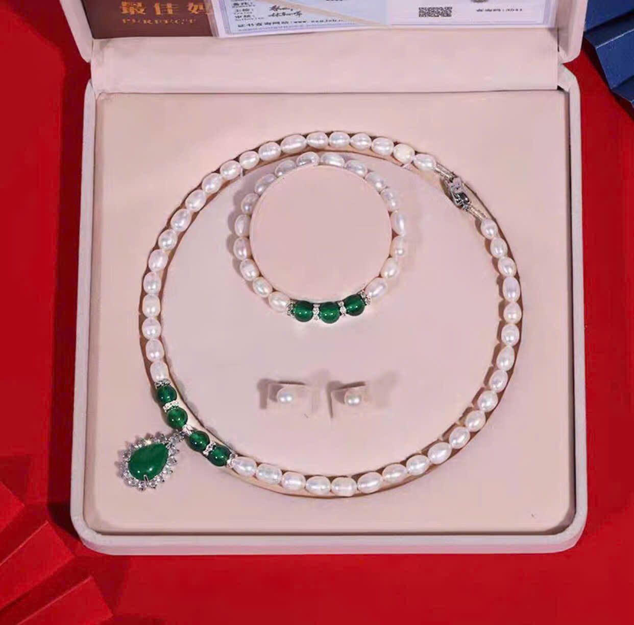 Bộ dây chuyền vòng tay ngọc trai cao cấp