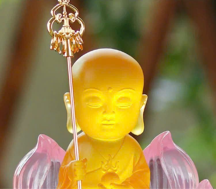 Địa tạng bồ tát hoa sen trang trí xe oto