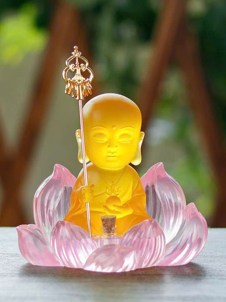 Địa tạng bồ tát hoa sen trang trí xe oto