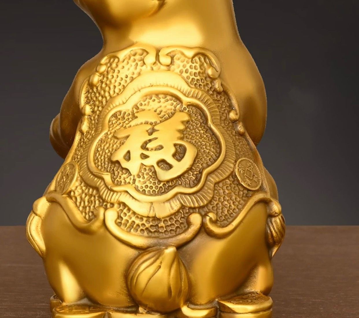 THỎ HOÀNG ĐẠO DỒI DÀO MAY MẮN