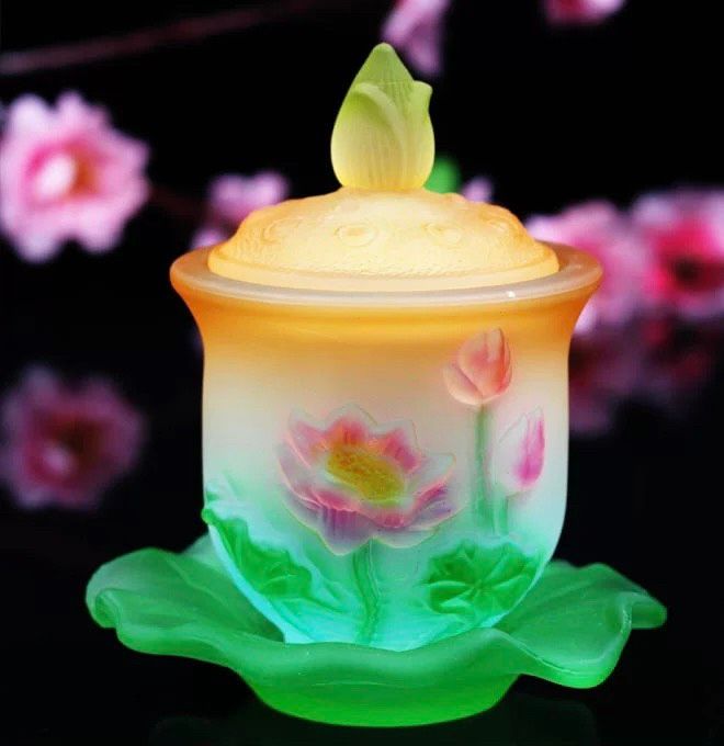 CHÉN LIÊN HOA CẤP NƯỚC – SỰ KẾT HỢP GIỮA TINH TẾ VÀ TÂM LINH