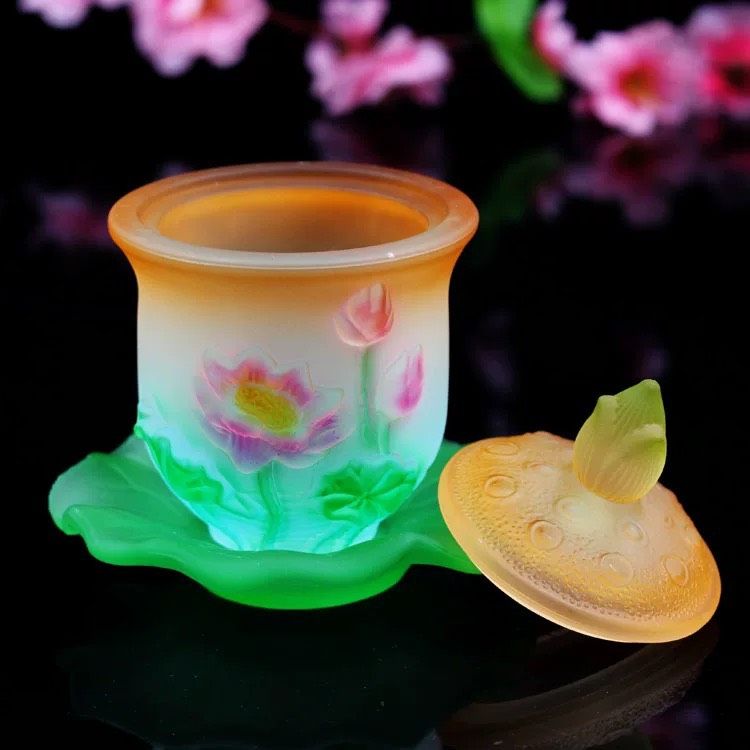 CHÉN LIÊN HOA CẤP NƯỚC – SỰ KẾT HỢP GIỮA TINH TẾ VÀ TÂM LINH
