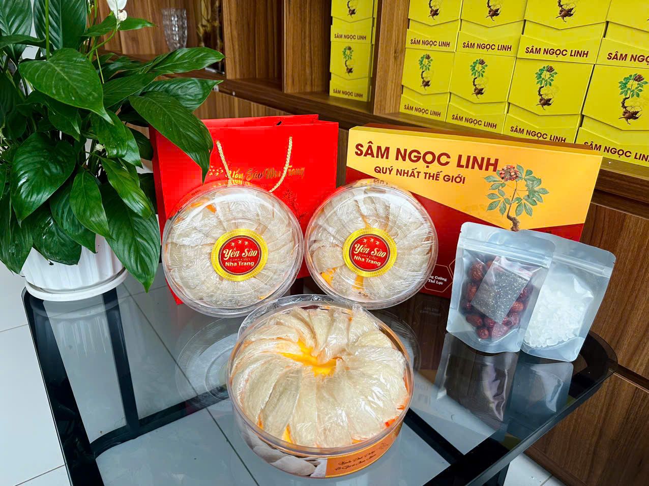 SẢN PHẨM YẾN SÀO CAO CẤP CHUẨN NHA TRANG – ĐỈNH CAO SỨC KHỎE VÀ GIÁ TRỊ DÀNH CHO BẠN