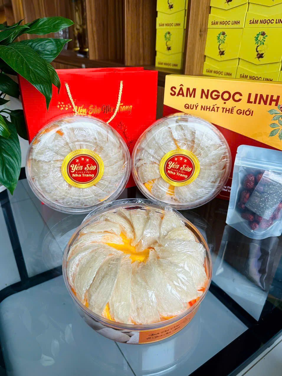 SẢN PHẨM YẾN SÀO CAO CẤP CHUẨN NHA TRANG – ĐỈNH CAO SỨC KHỎE VÀ GIÁ TRỊ DÀNH CHO BẠN