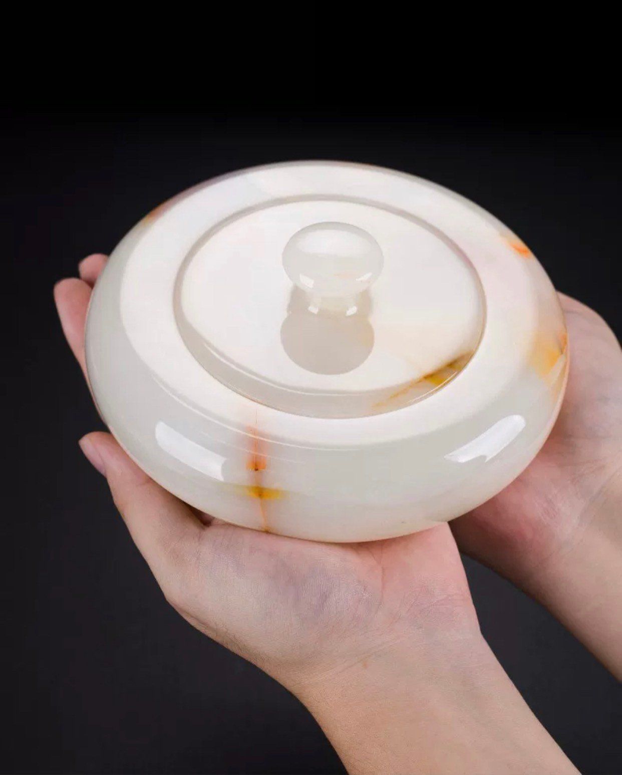 Gạt Tàn Ngọc Trang Trí Cao Cấp – Đẳng Cấp Và Tinh Tế Cho Phòng Khách BK-ST-002300-VN-0121