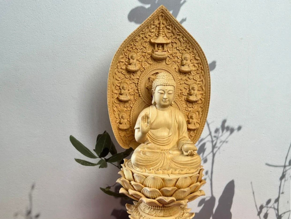 TƯỢNG PHẬT NHƯ LAI CHẠM KHẮC TRANG TRÍ BK-WO-005300-VN-0361