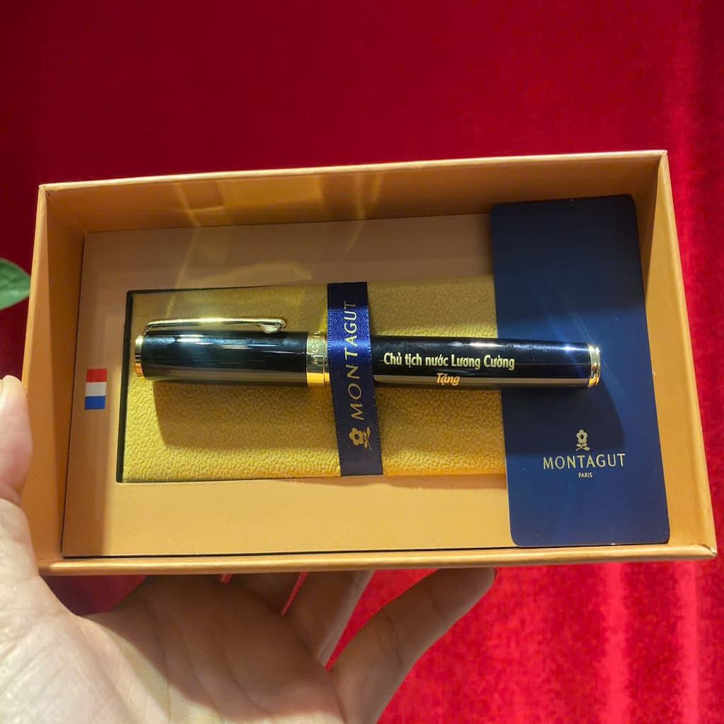 Bút ký khắc tên BKME-001700EU-000408