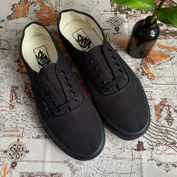 Jual vans authentic all black sale