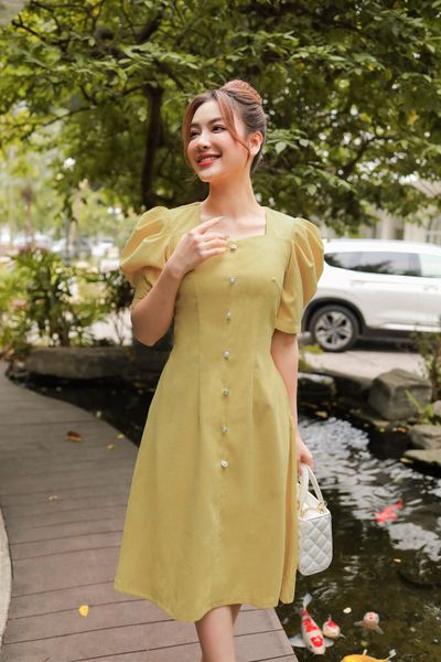 Đầm công sở nữ chất nhung tăm cao cấp, dáng xòe chữ a cổ vuông tay bồng