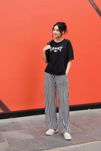 Set bộ nữ chất cotton tay chờm quần suông kẻ