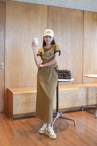 Set bộ nữ chất liệu cotton áo nhún vai chờm chân váy dáng A