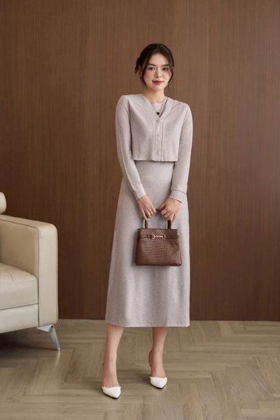 Set đầm sát nách nỉ lông cừu mix áo khoác croptop phối cúc
