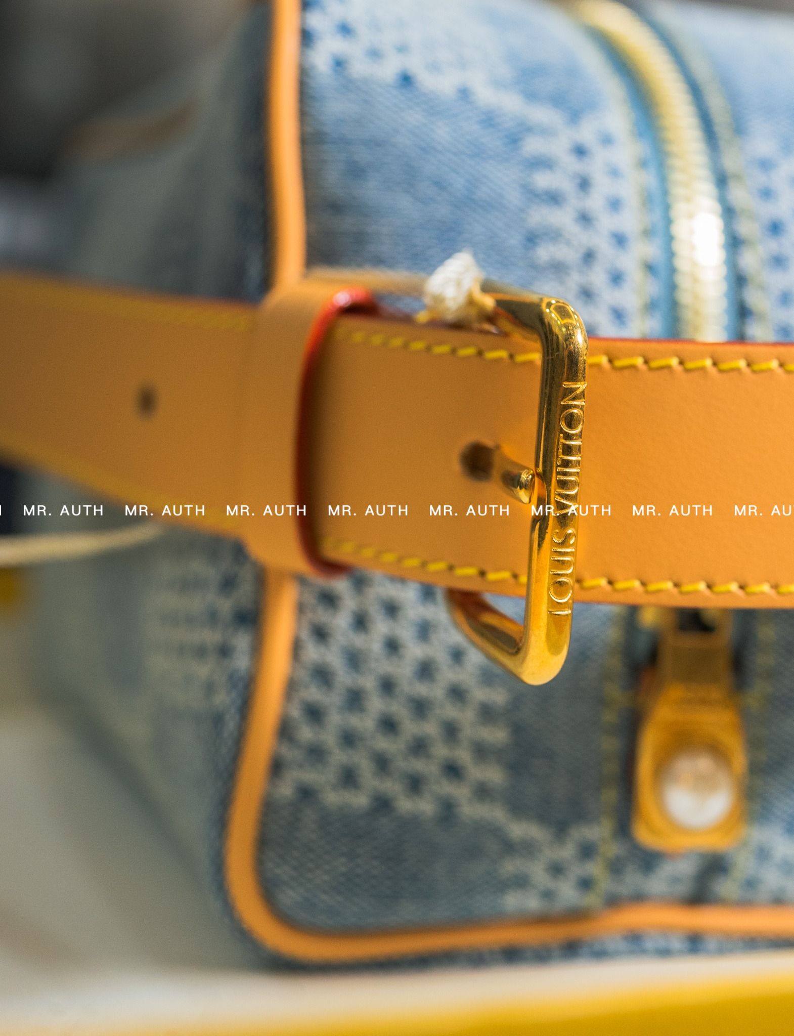 Louis Vuitton Trousse Toilette Locker Dopp Kit.