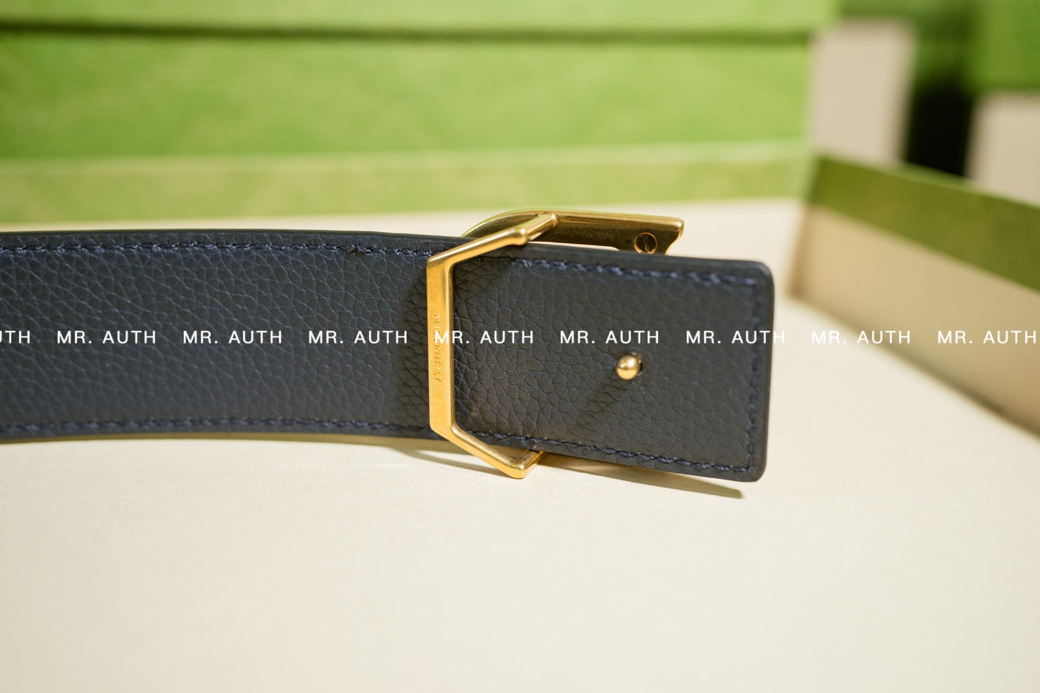 Dior D Icon Belt Buckle & Reversible Leather Belt