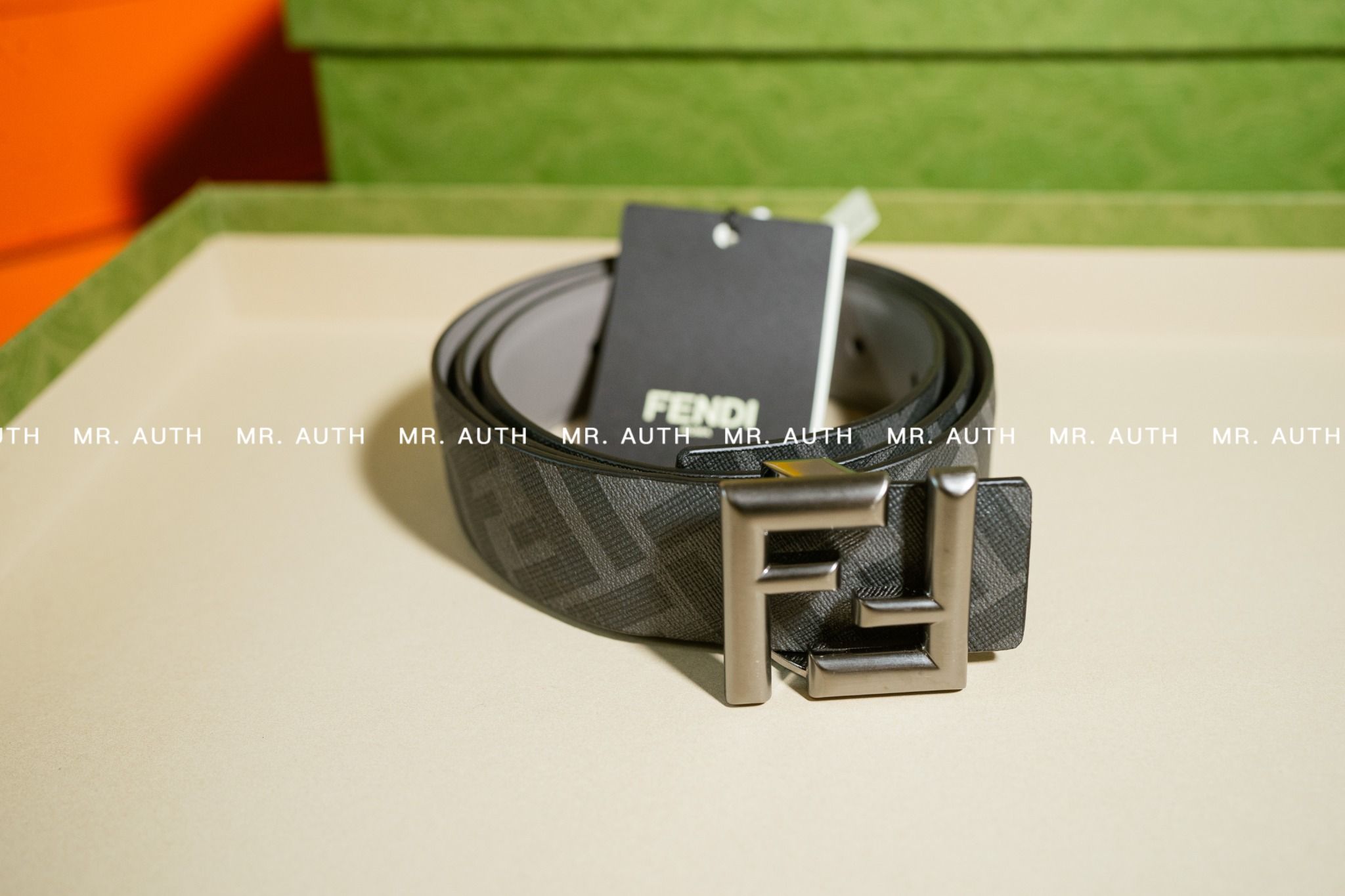 Fendi FF Rounded Black Leather Reversible Belt