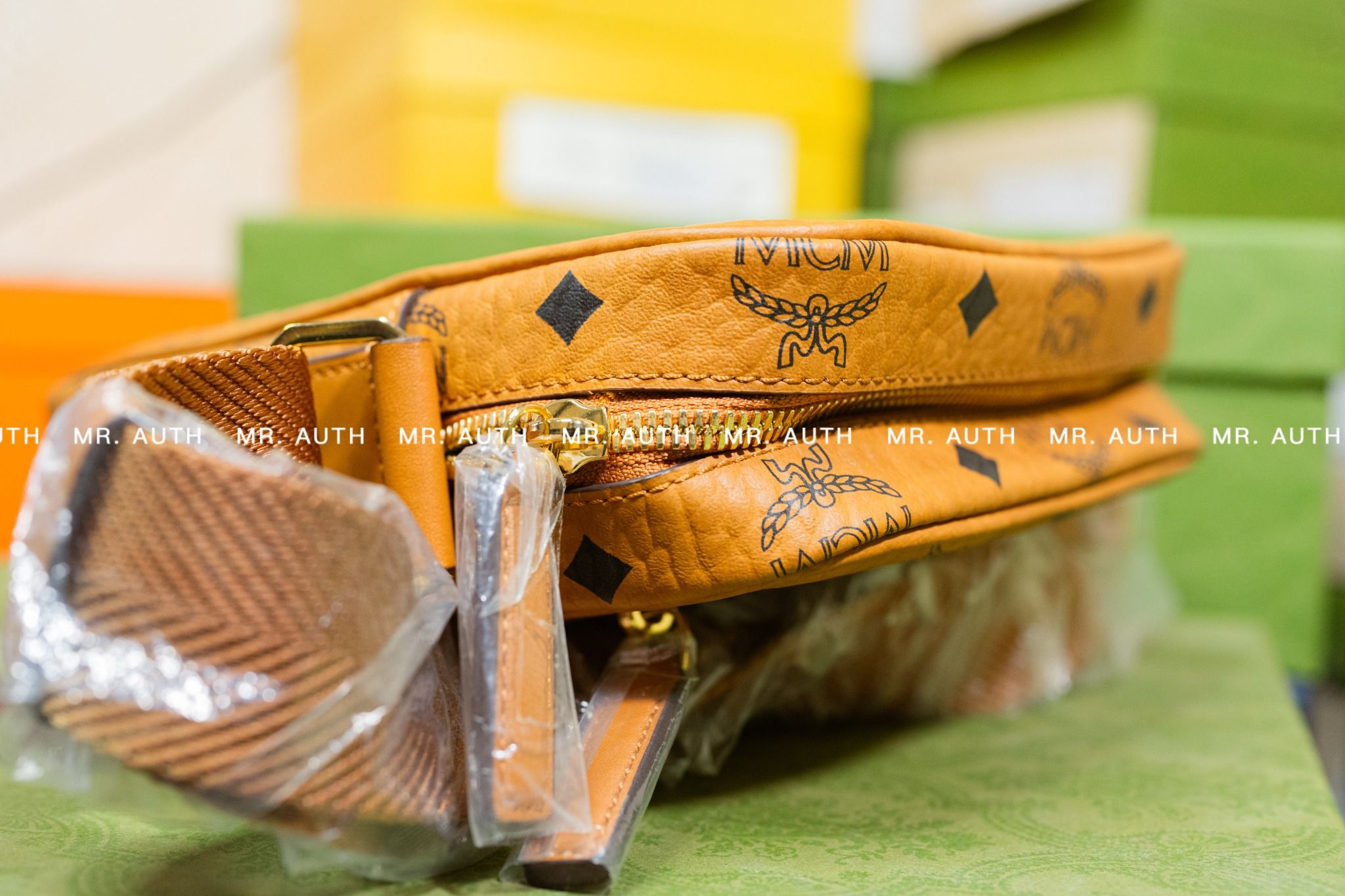 MCM Klassik Crossbody In Visetos