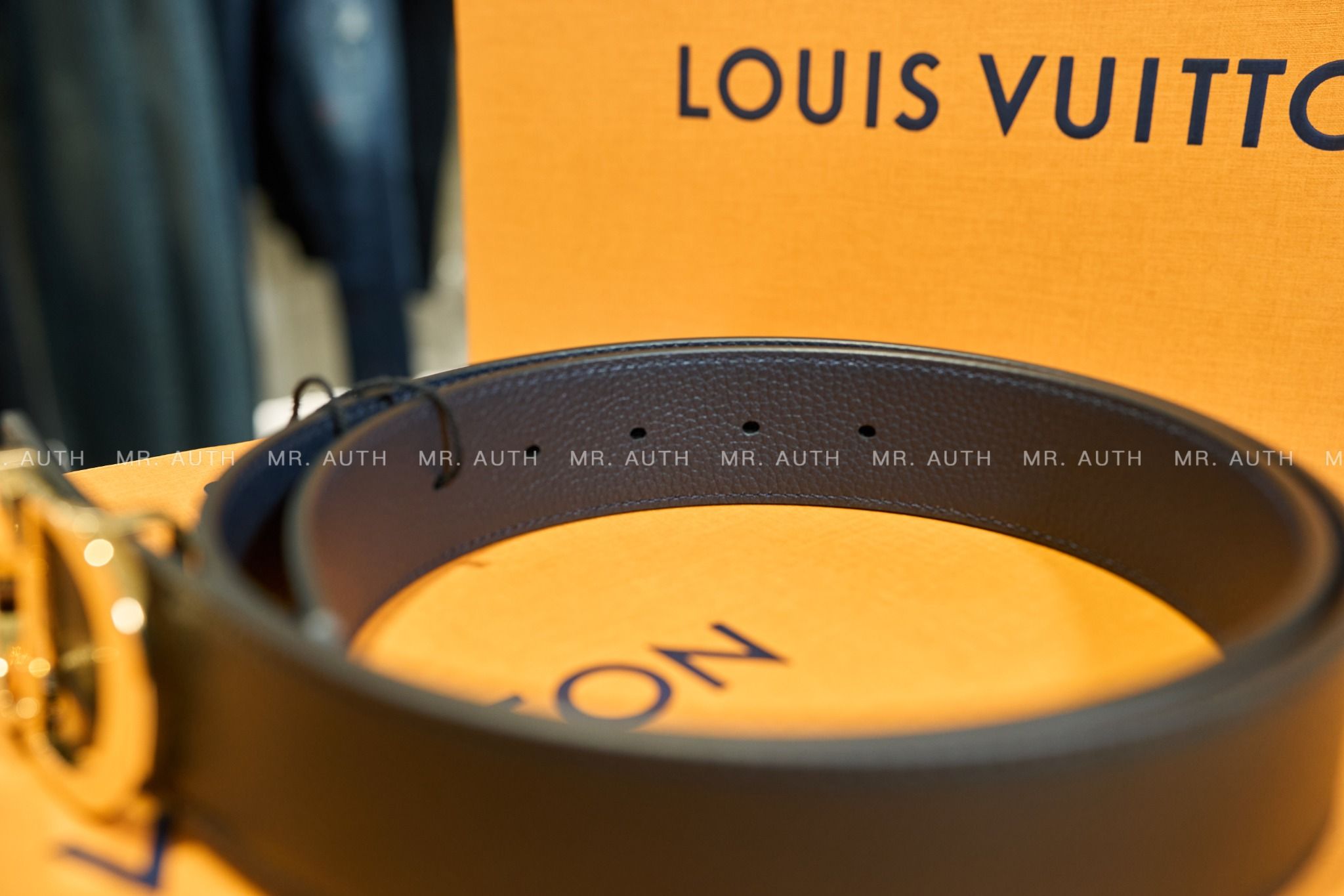 Dior CD Belt Buckle & Reversible Leather Belt