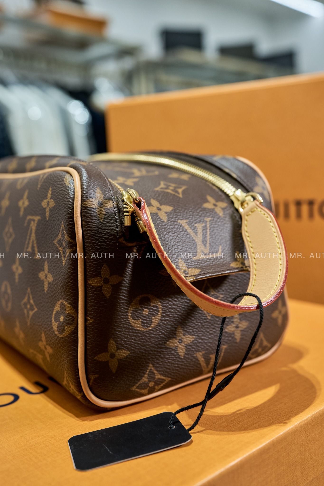 Louis Vuitton Toilet Dopp Kit Pouch