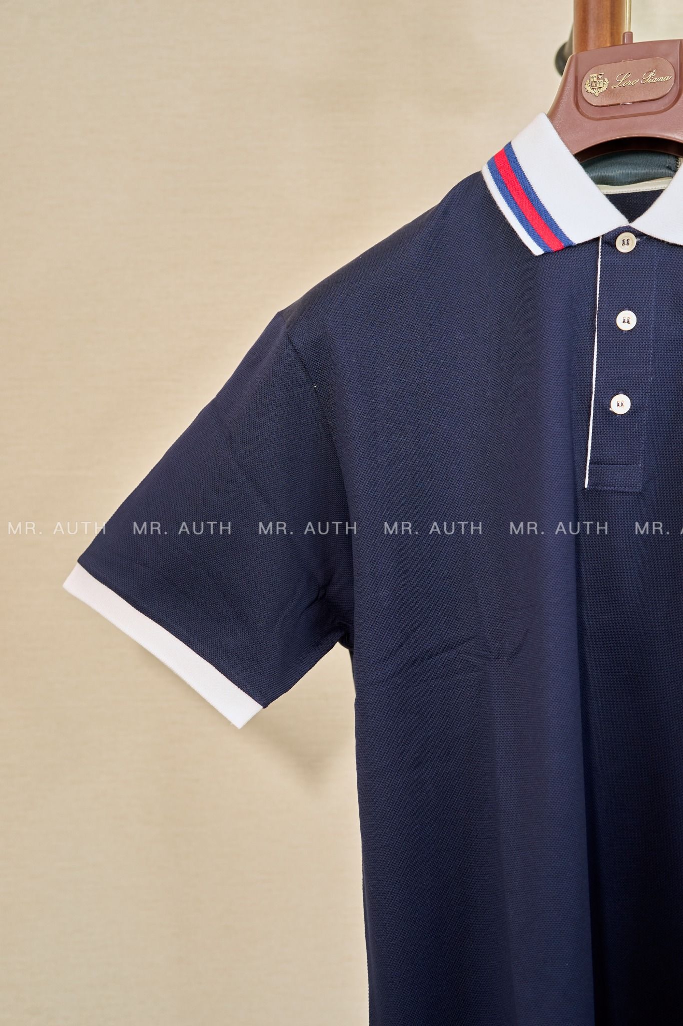 Gucci Cotton polo shirt with GG embroidery.
