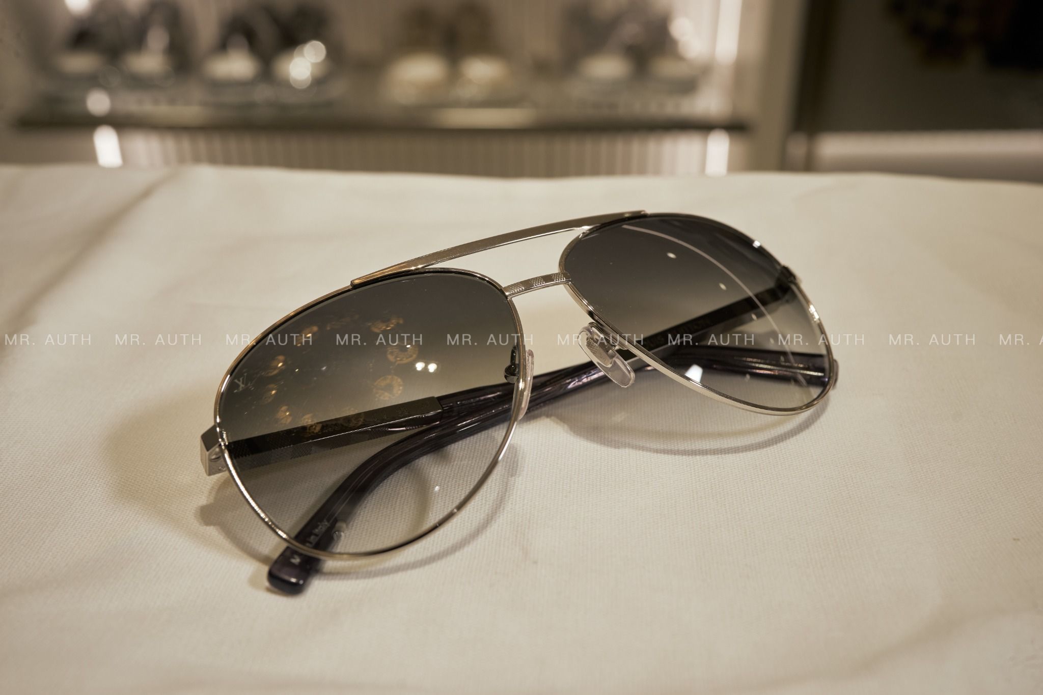 Louis Vuitton Attitude Pilote Sunglasses