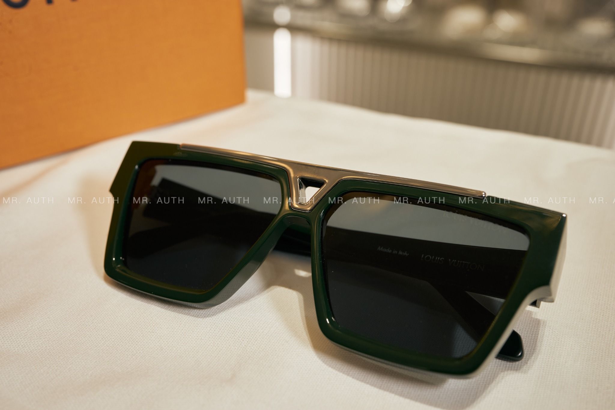 Louis Vuitton Evidence Sunglasses