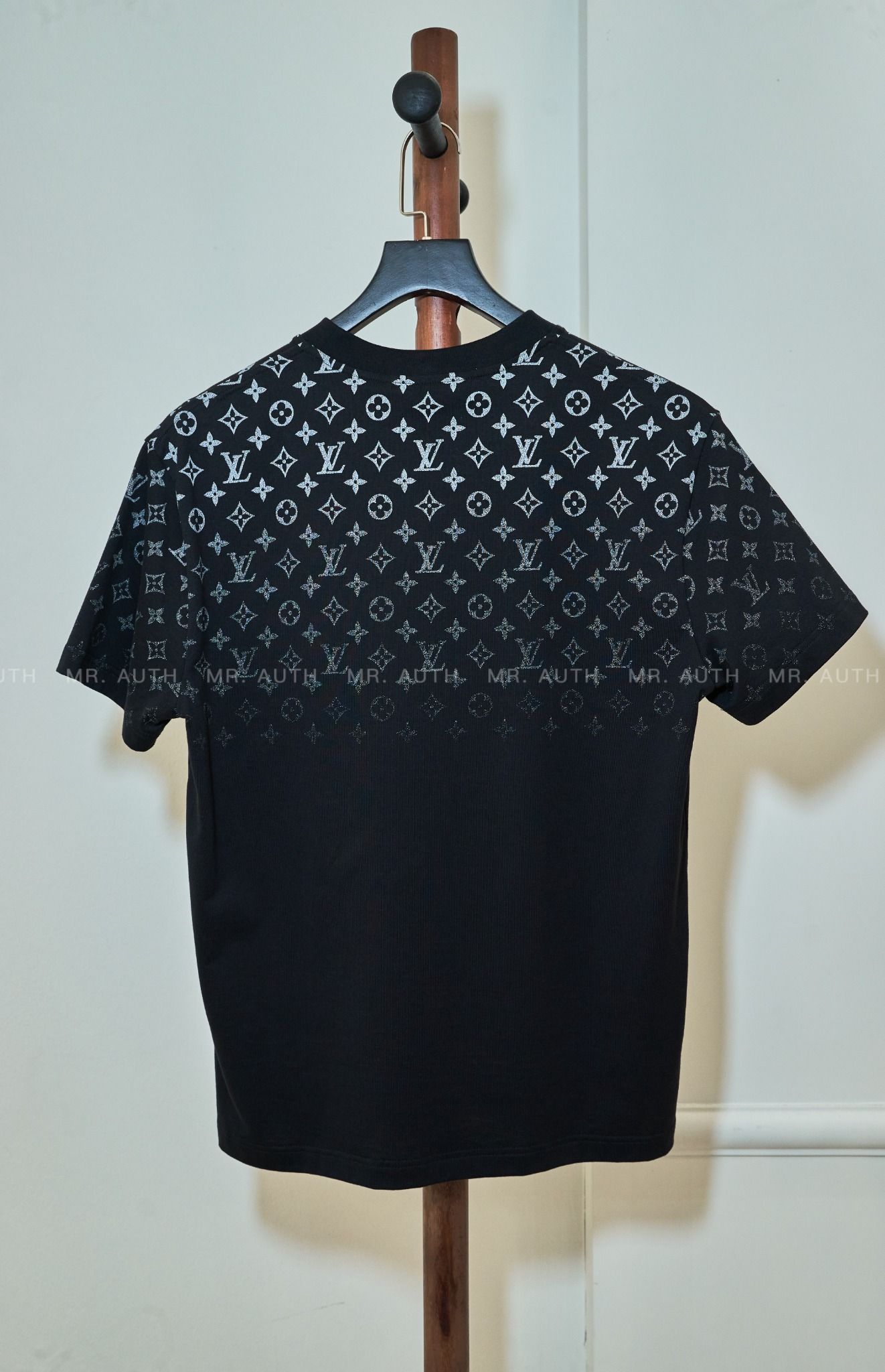Louis Vuitton Gradient Cotton T-Shirt.