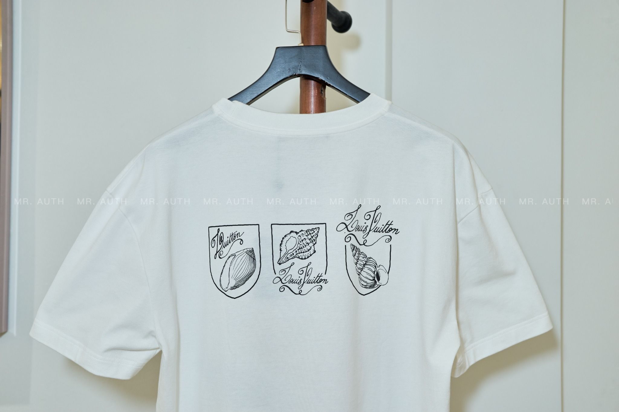 Louis Vuitton Printed Short-Sleeved Cotton T-Shirt.