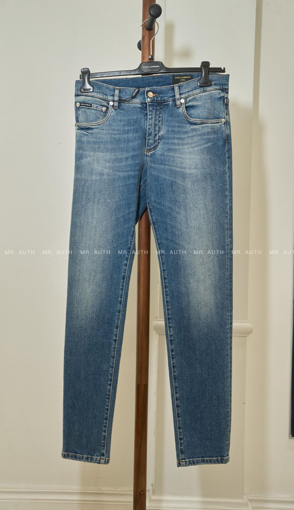 Dolce & Gabbana Skinny Jeans.