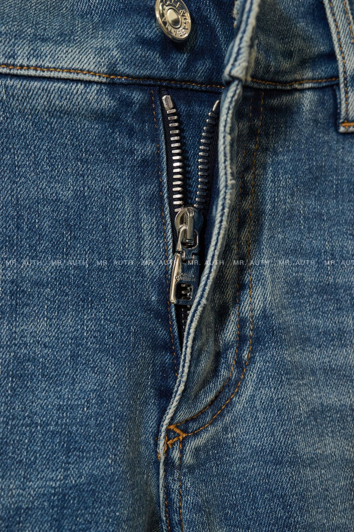 Dolce & Gabbana Skinny Jeans.